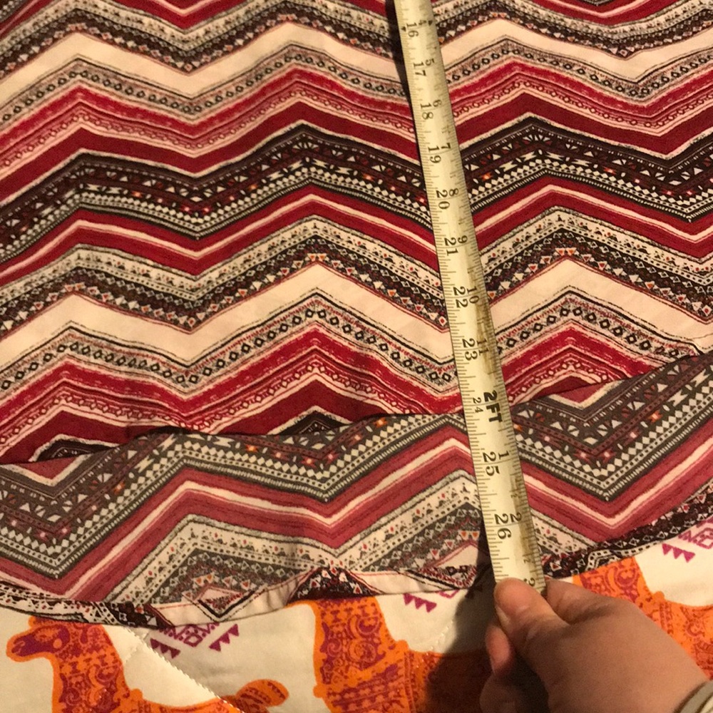 Red Chevron Top - Picture 4 of 6